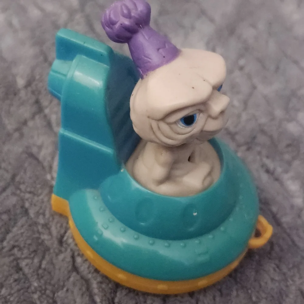 VintageE.T. The Extra-Terrestrial Teal Figure Set with Phone Home Keychain 1980s